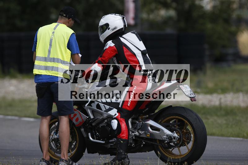 Archiv-2023/45 19.07.2023 Cornu Master School ADR/rouge-rot/39